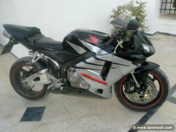 rr 600 modél 2006 