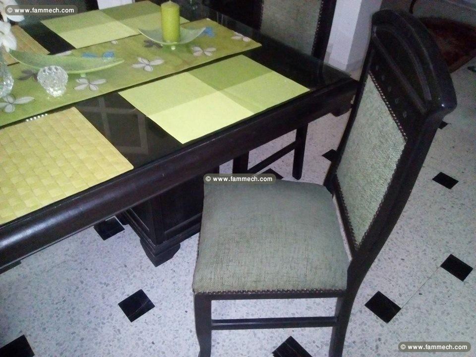 salle à manger avec argentiére