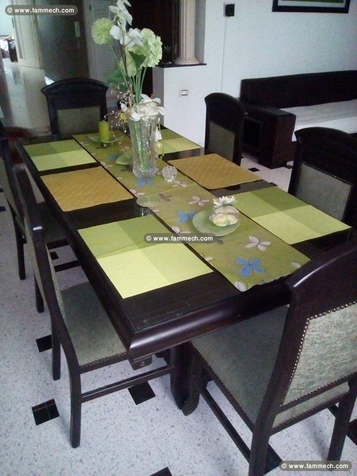 salle à manger avec argentiére