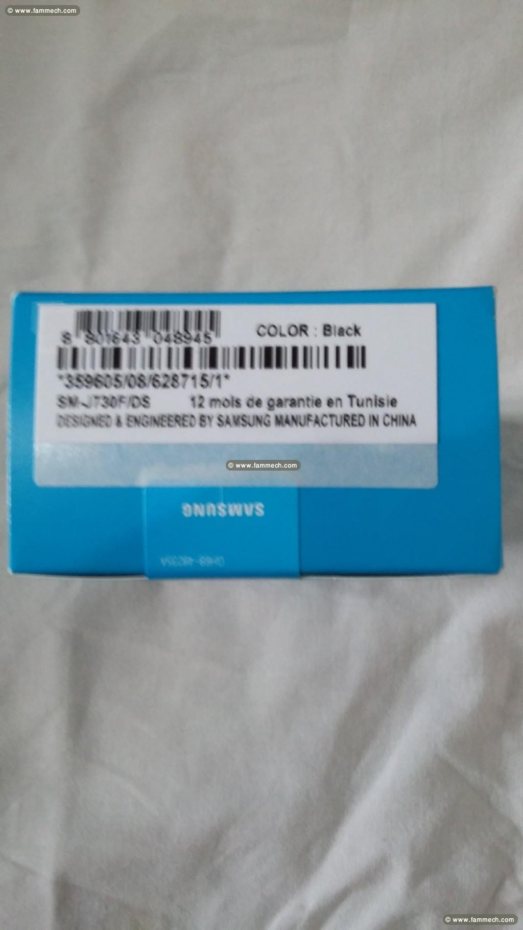 Samsung  Galaxy J 7 Pro en emballage
