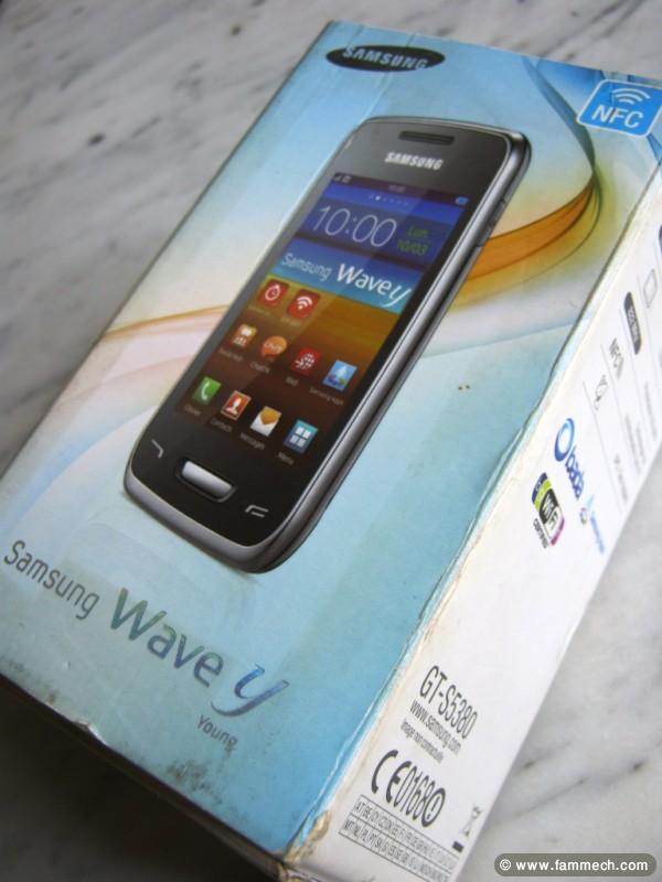 SAMSUNG Wave Y young