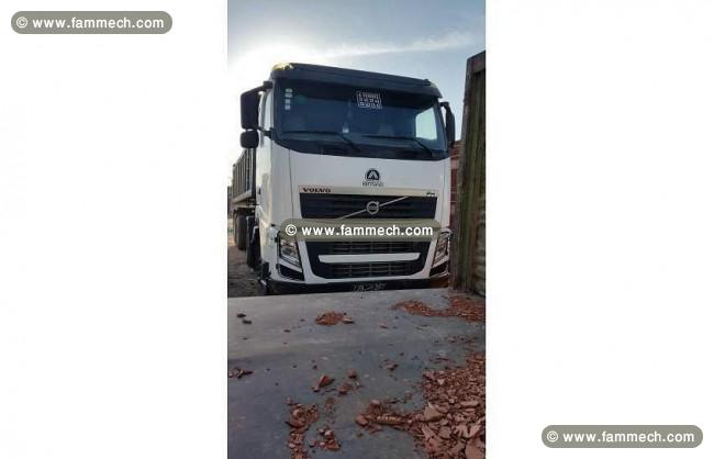 Semi Volvo avec Remorque Etat Neuf