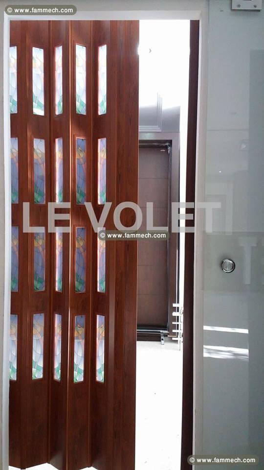 SEPARATION ET PORTE EN ACCORDEON ASPECT BOIS