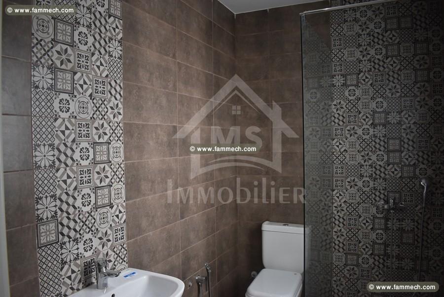 Spacieux appartement à vendre à 240 MD 51355351