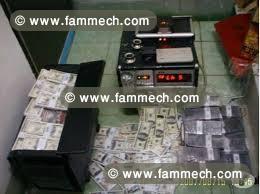 specialiste de nettoyage des billets noir