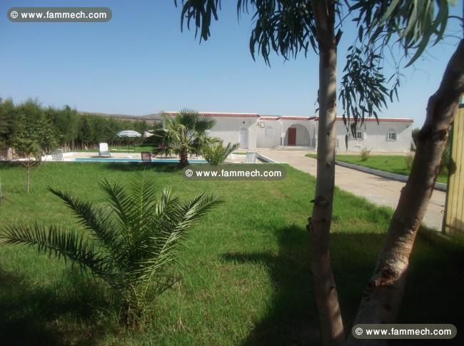 Superbe Villa Plain Pied 400m2 avec Piscine 10x4m