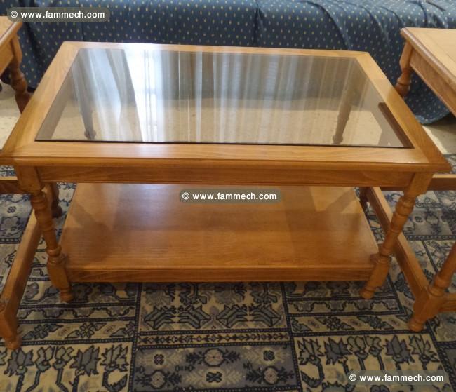 Table basse et deux tables de coin