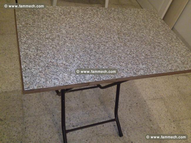 Table d'étude + chaise à 25 DT