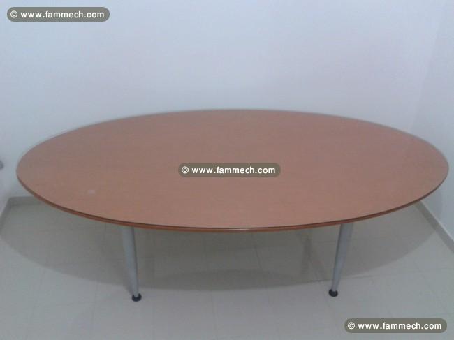 Table de réunion