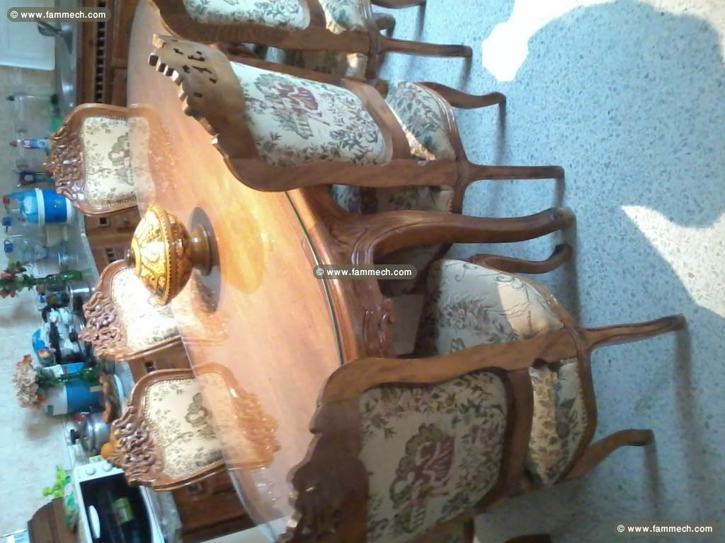 Table et chaises