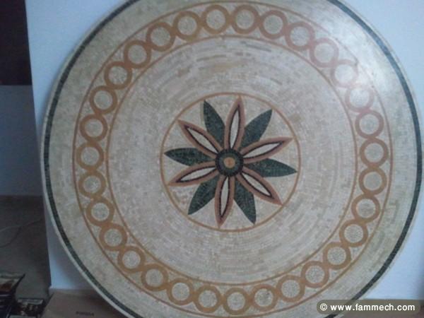 TABLE RONDE EN MARBRE MOSAIQUE