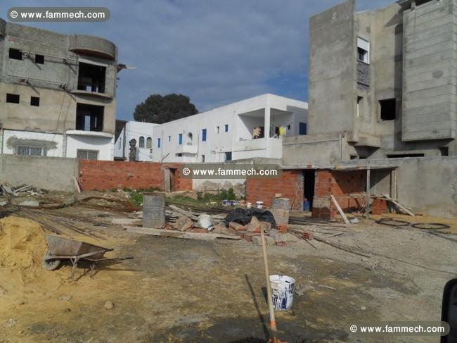 Terrain à la Marsa dérriere le stade CS-5682af