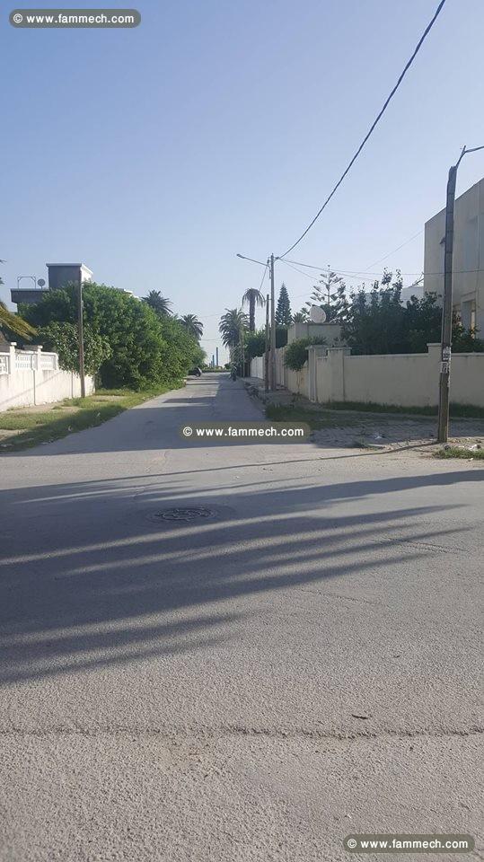 Terrain de 1292m2 à Ezzahra fait l'ongle