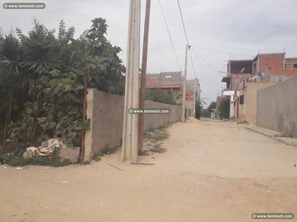 Terrain de 287 m2 a 55 000 dt
