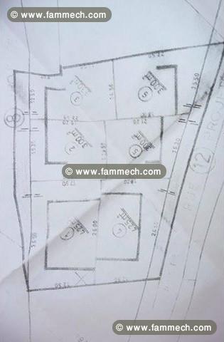 Terrain de 300 m2 a 120 MDT