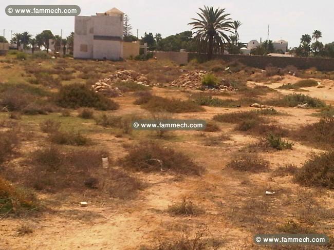 Terrain nu de 830 m2 à 150m de la mer