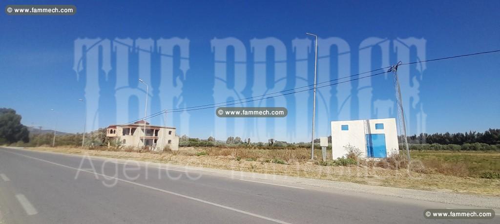 Terrain résidentiel à Turki sur la route R27
