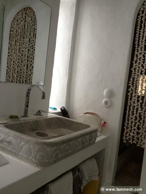 THE POOL HOUSE L475