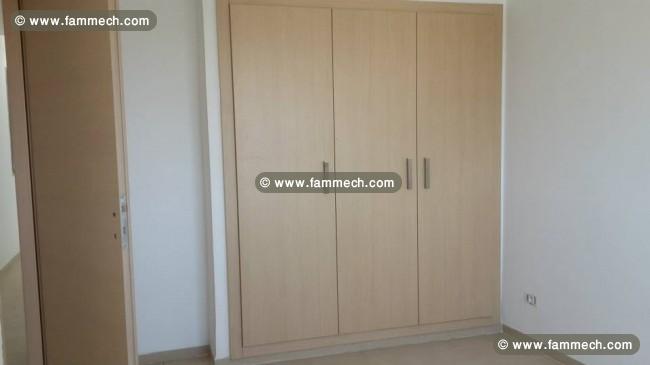 Tres bel appartement de haut standing a la soukra 