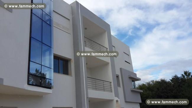 Tres bel appartement de haut standing la soukra 