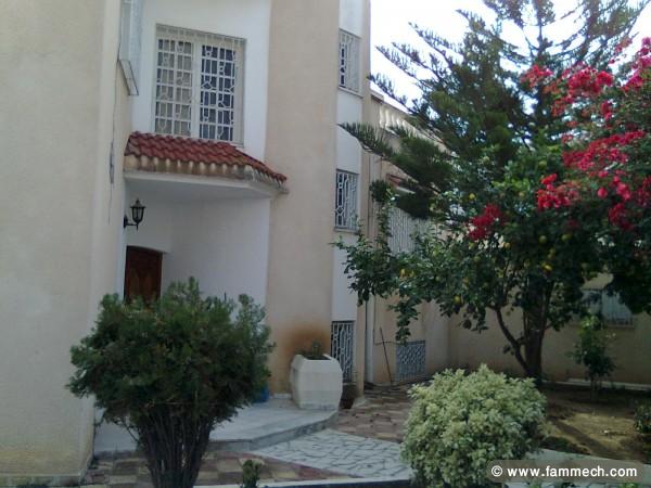 trés belle villa a vendre a el mourouj2