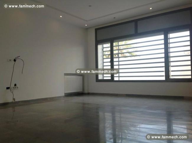 TRIPLEX- La Marsa ville