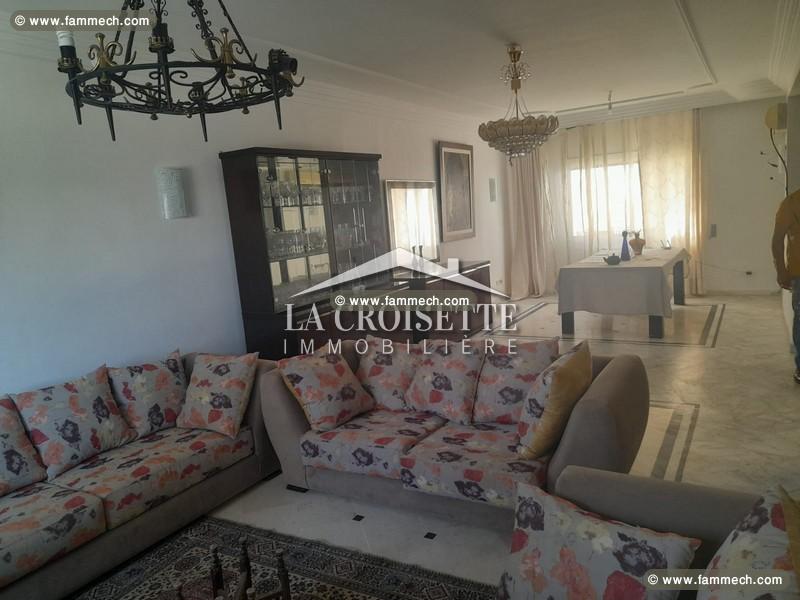 Triplex S+6 avec piscine à Gammarth MTRL0080