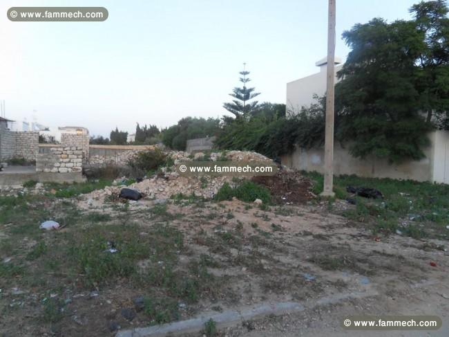 Un beau terrain Cité les Pins La Marsa CS-56697f
