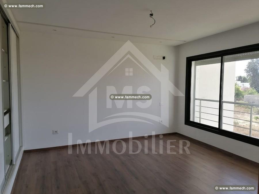 UN DUPLEX AVEC PISCINE S+3 à HAMMAMET