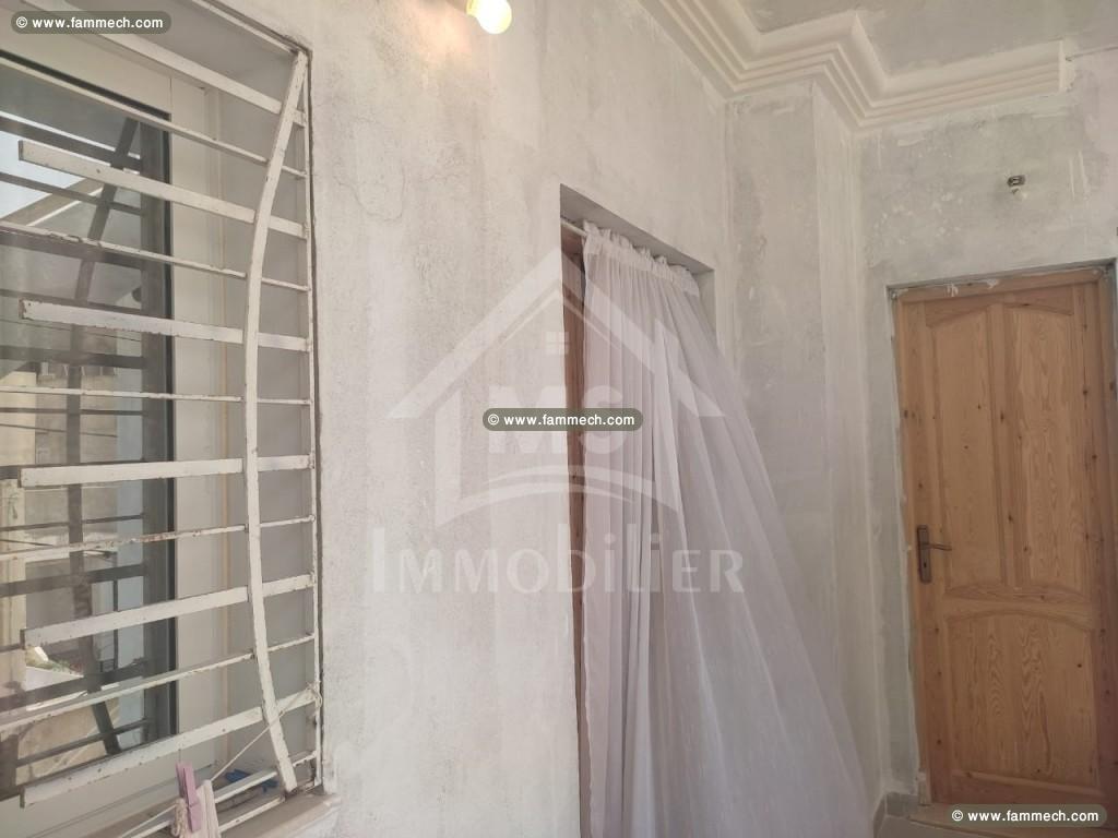 Une belle maison avec garage à vendre à 195 MD 