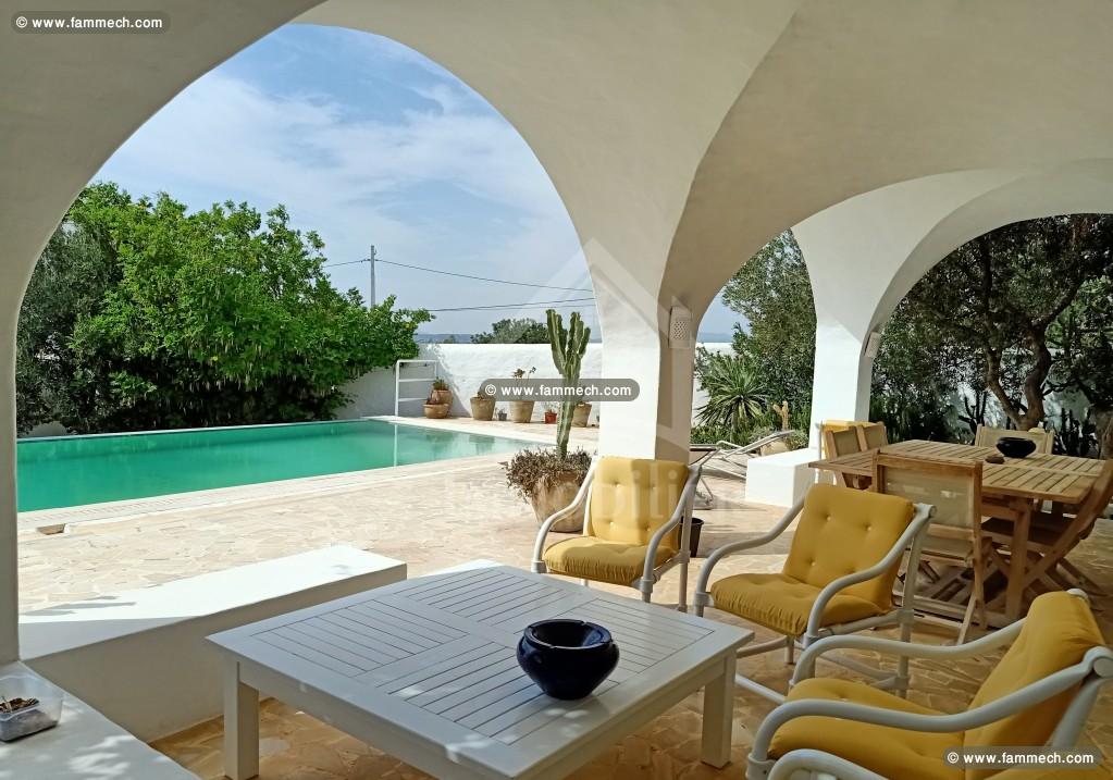 une belle villa dans une zone luxueuse à hammamet 