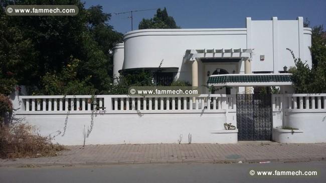 Une jolie villa à la Marsa CS-55f97e