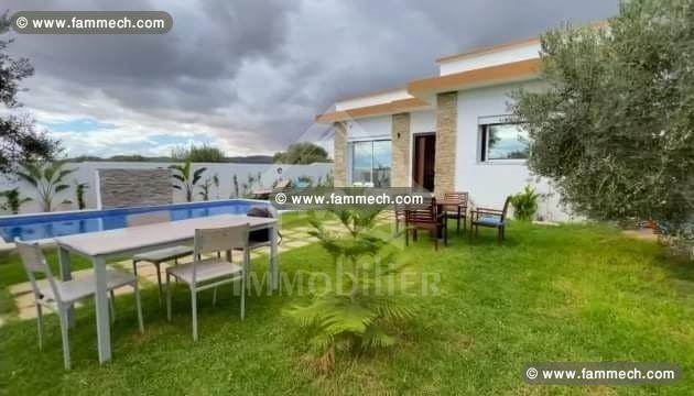 Une villa avec piscine à vendre à 400 MD 51355351