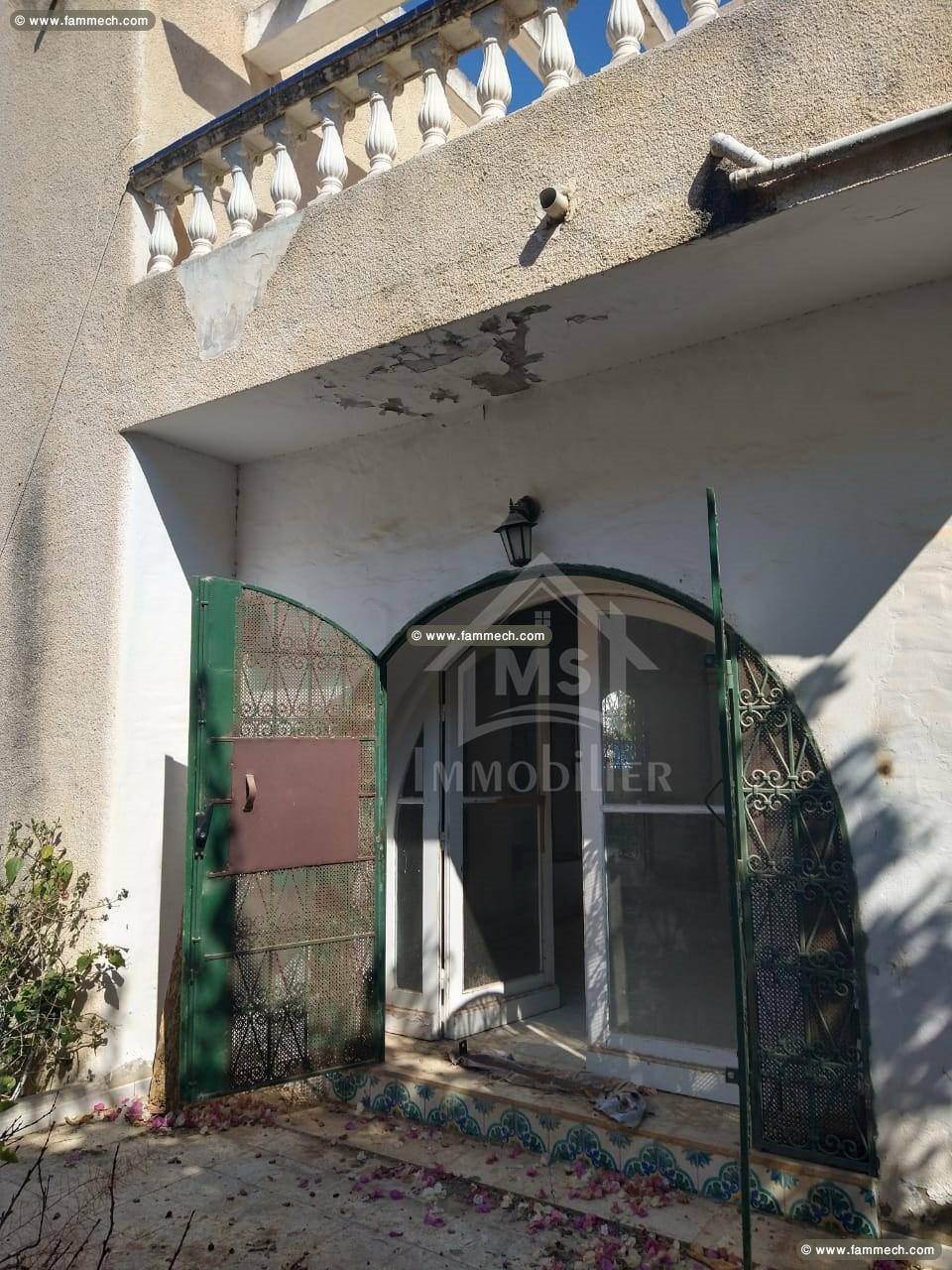 Une villa S+4 à vendre à AFH Manaret El Hammamet 