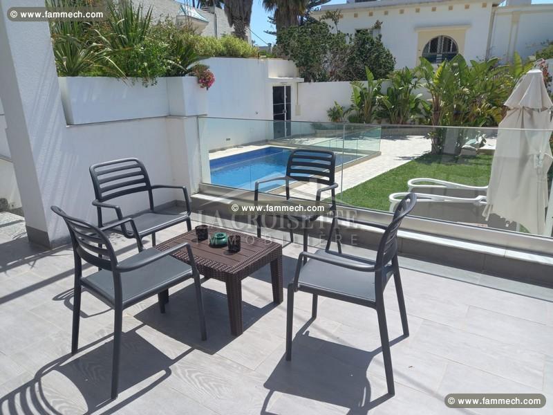 Une villa S+5 avec piscine à Carthage ZVL0336