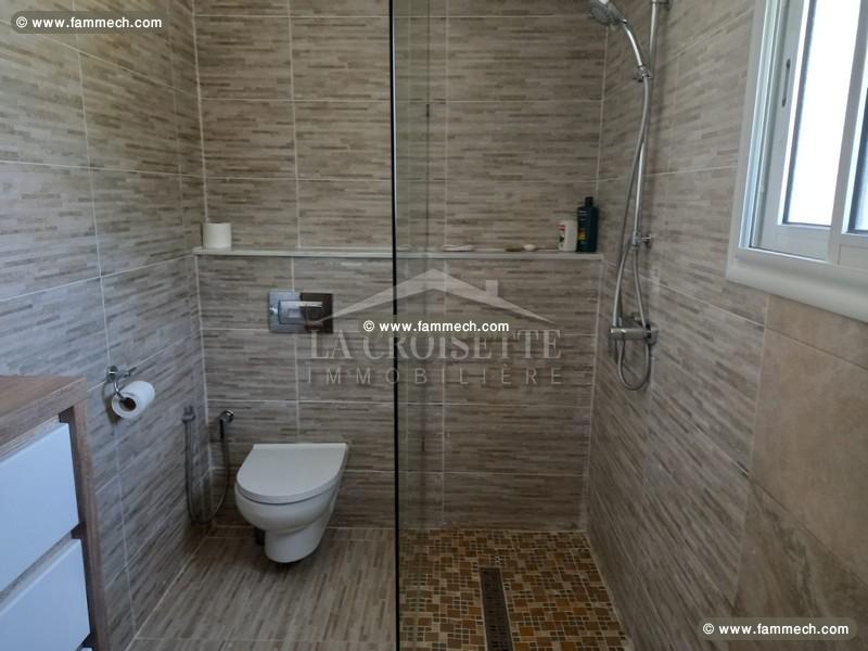 Une villa S+5 avec piscine à Carthage ZVL0336