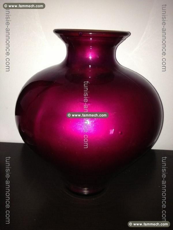 vase violet