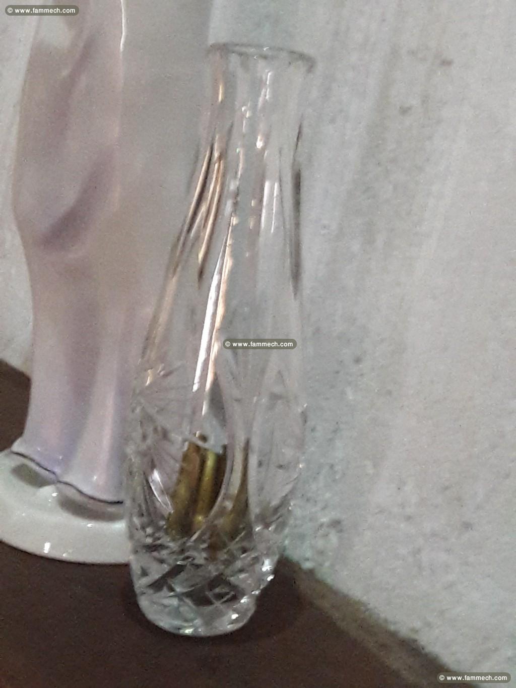 Veilleuse Ancienne Modèle Et Vase À Fleur Cristal