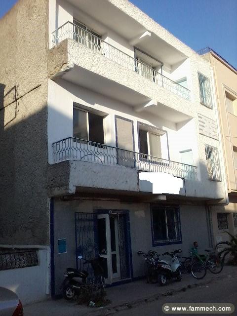 vend immeuble de 200m² 