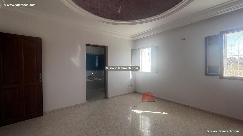 VENTE VILLA AVEC GRAND TERRAIN MIDOUN - RÉF V659