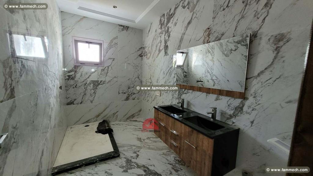 VENTE VILLA AVEC PISCINE EN ZT MIDOUN - V512