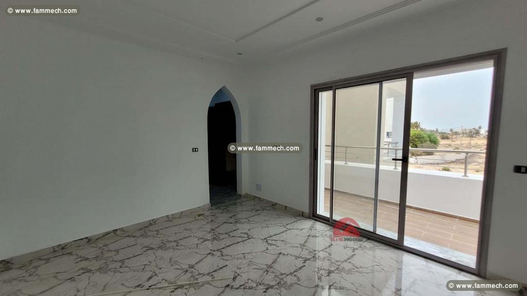 VENTE VILLA AVEC PISCINE EN ZT MIDOUN - V512