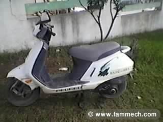 vespa   sv  100 bonne  ocasion bizerte