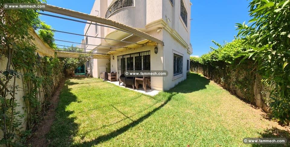 Villa 406m2 à Mnihla