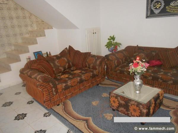 Villa à 2 étages récement rénovée 