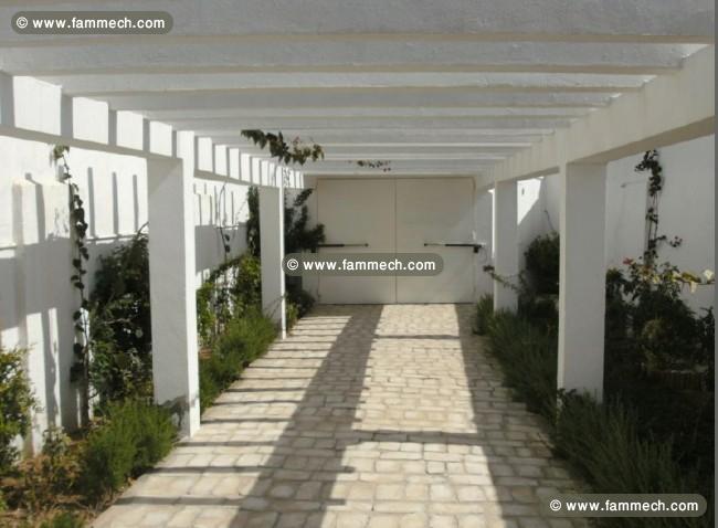 VILLA A HAMAMET NORD PRES DE L HOTEL NAHRAWESS 