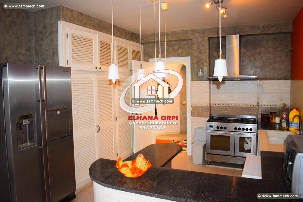 villa a vendre avec piscine à monastir
