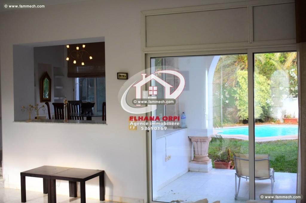 villa a vendre avec piscine à monastir