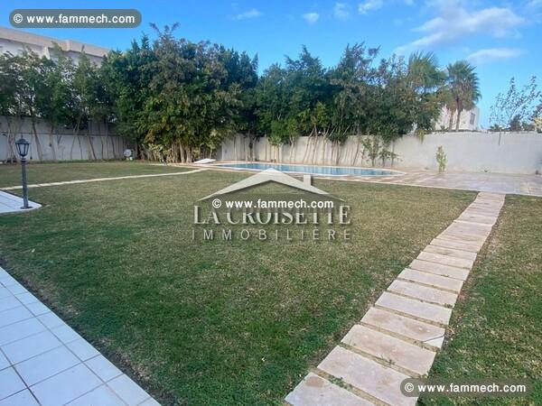 Villa avec piscine à La Soukra  MVV0338