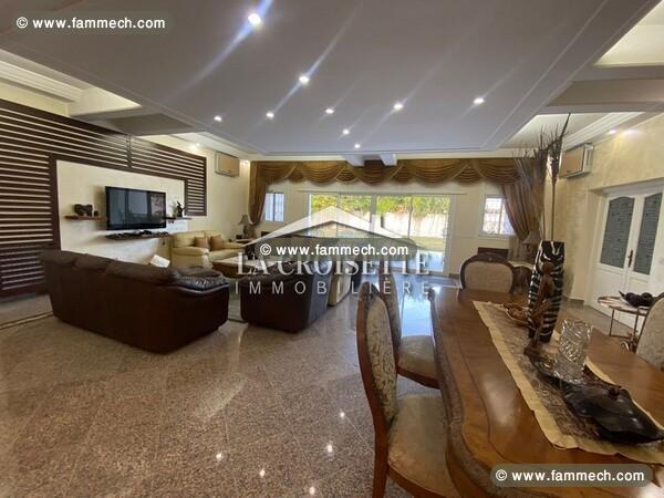 Villa avec piscine à La Soukra  MVV0338